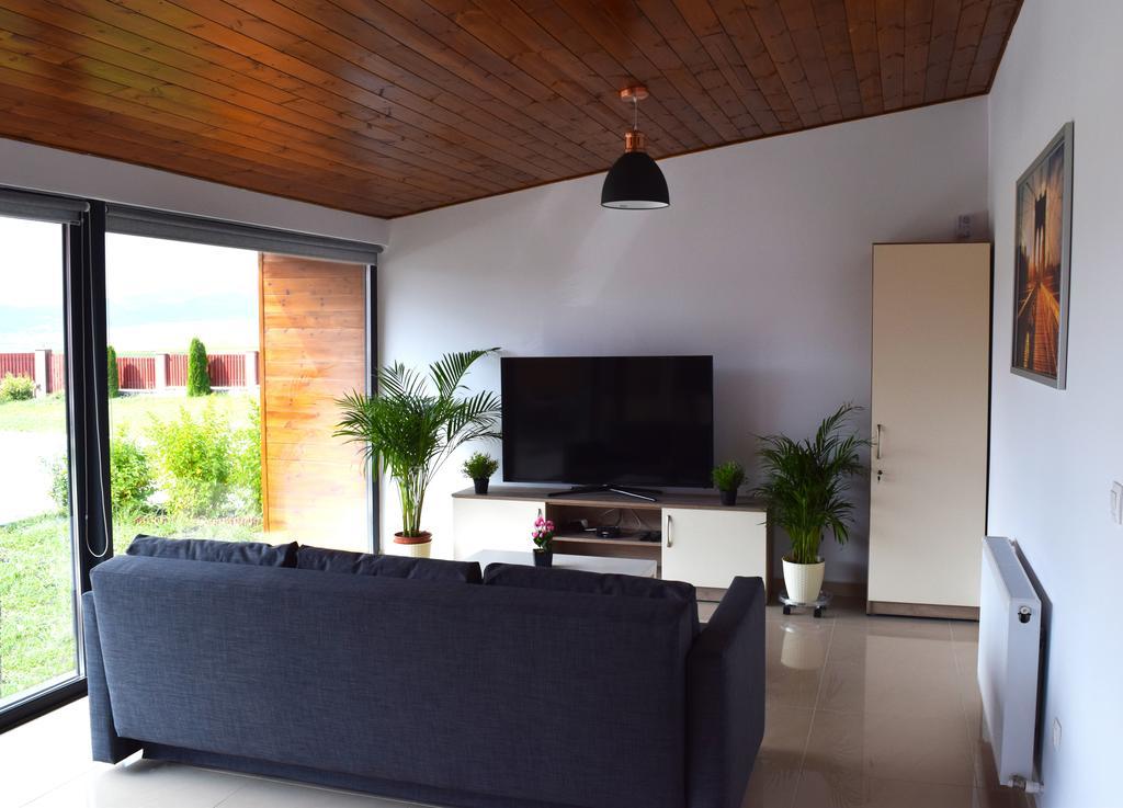 Sanderson Apartments Csíkszereda Kültér fotó