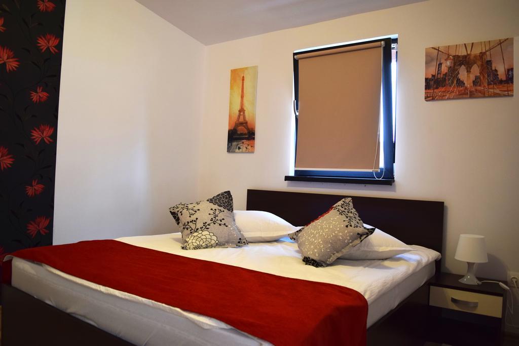 Sanderson Apartments Csíkszereda Kültér fotó