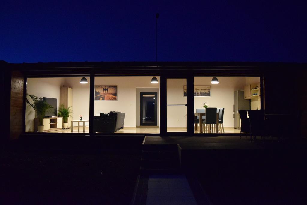 Sanderson Apartments Csíkszereda Kültér fotó