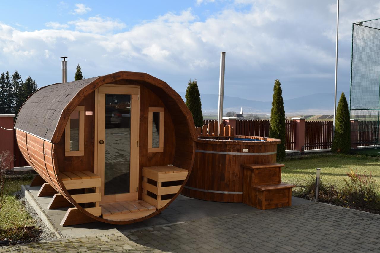 Sanderson Apartments Csíkszereda Kültér fotó